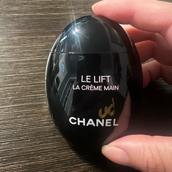 CHANEL Skincare Chanel Le Lift Hand Cream 5ml 7 Oz La Creme Main